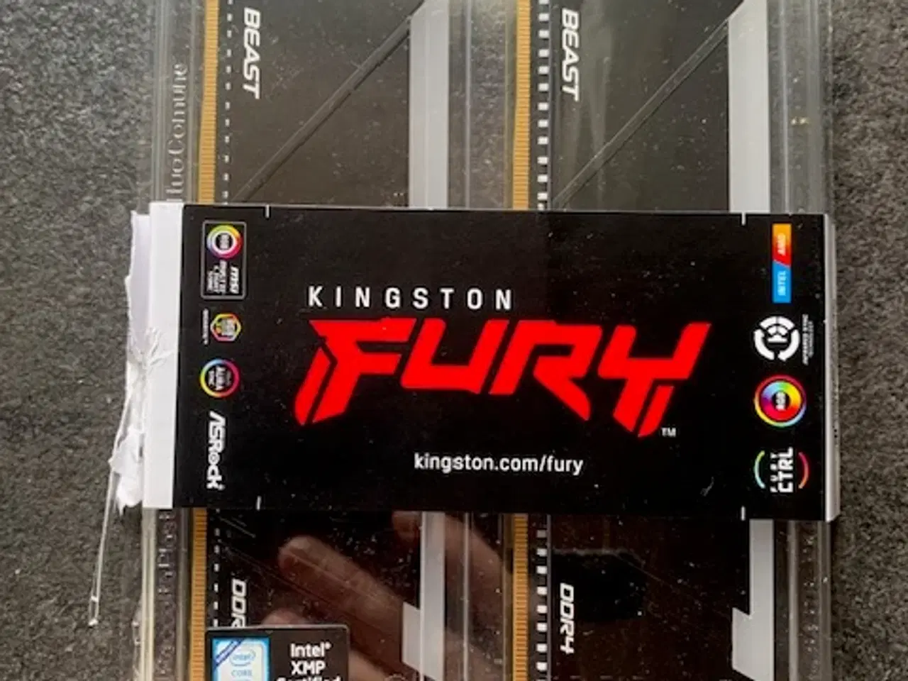 Billede 2 - Kingston FURY Beast RGB 64GB DDR4 RAM 
