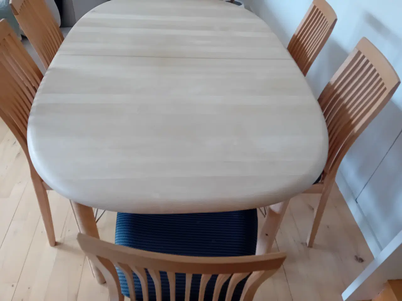 Billede 2 - Spisebord - sæbebehandlet massivt bøg