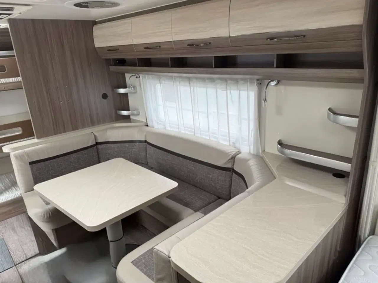 Billede 3 - Hobby De Luxe 560 KMFe - 2017 