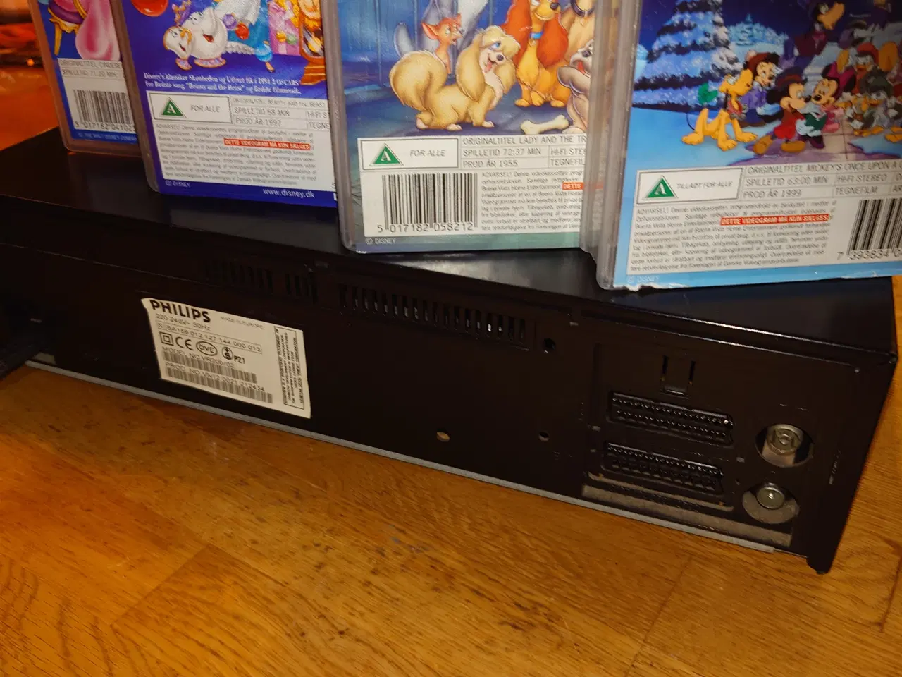 Billede 4 - Philips VHS video med 6 disney film 