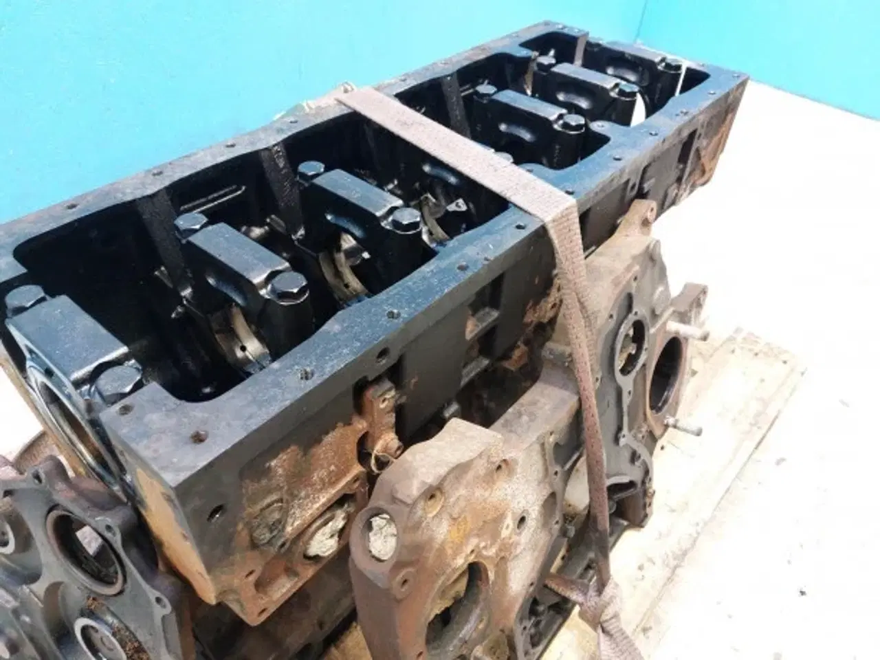 Billede 5 - Valtra S280 Motorblok 836873096