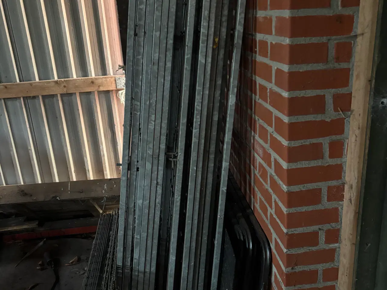 Billede 2 - Hakon hundegård 24 sider og 3 døre/ indgang 