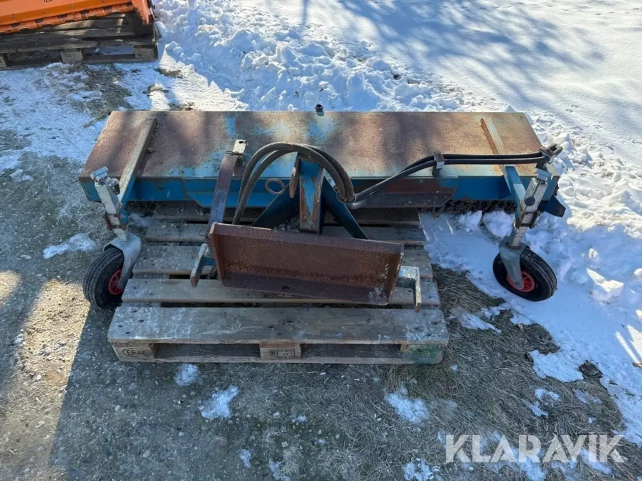 Billede 4 - Fejekost