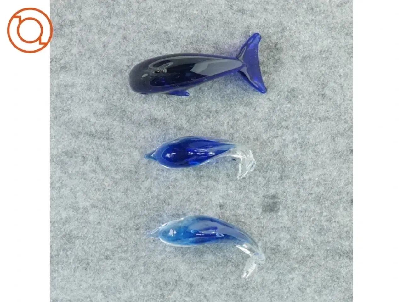 Billede 4 - Glas delfiner (str. 14 x 4 cm og 12 x 3 cm)