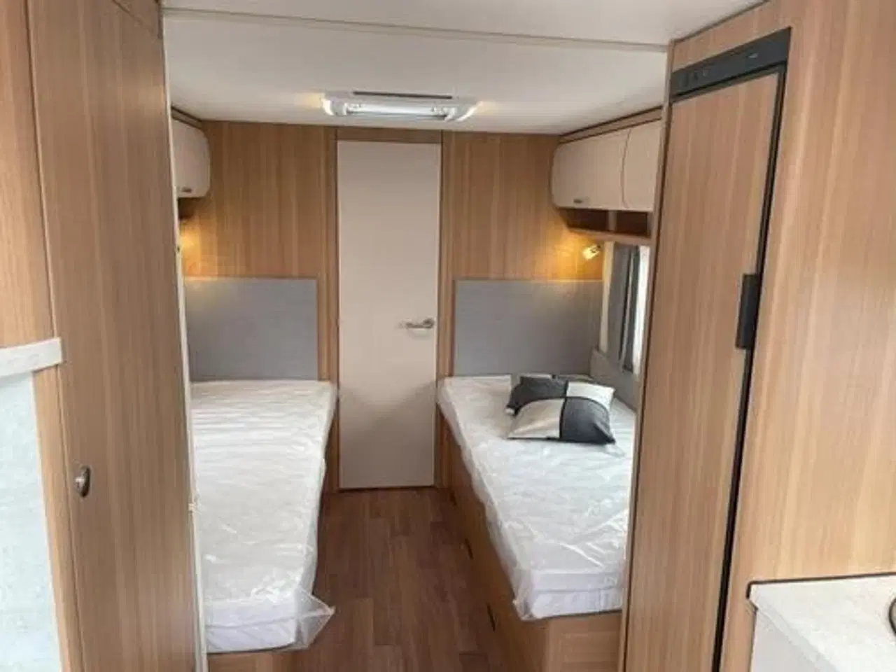 Billede 2 - LMC Musica 542 E - SMUG kig på januar tilbud SPAR 50.000 .-