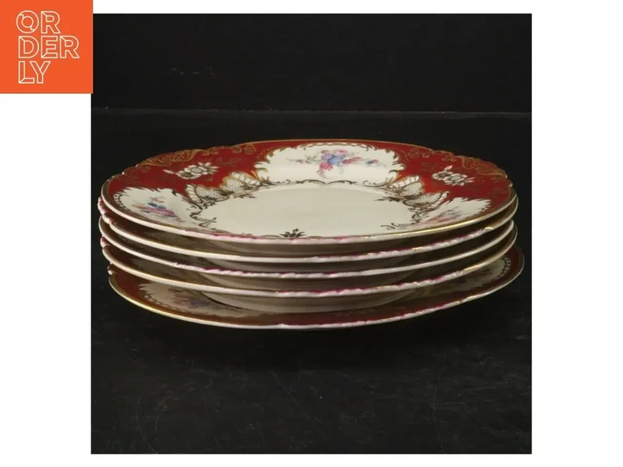 Billede 2 - Sæt af dekorerede tallerkener (str. Ø. 17 cm. 5 styk)