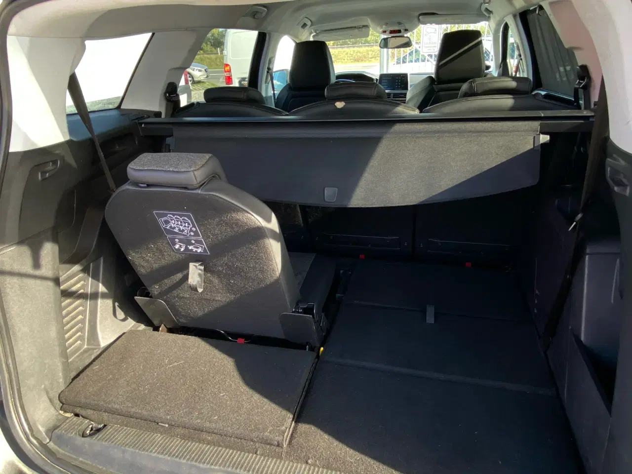 Billede 24 - Peugeot 5008 1,2 PureTech Allure EAT8 130HK 5d 8g Aut.