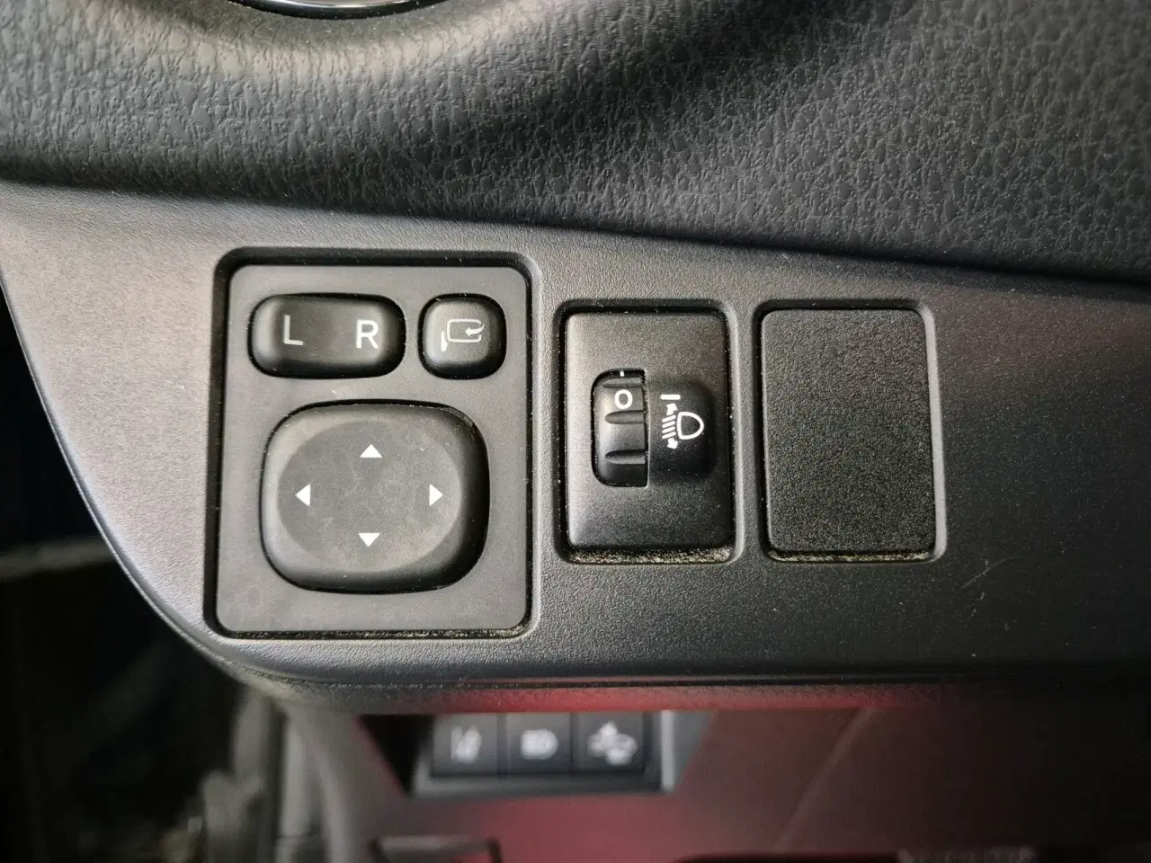 Billede 16 - Toyota Yaris 1,5 Hybrid H2 Limited E-CVT 100HK 5d Trinl. Gear