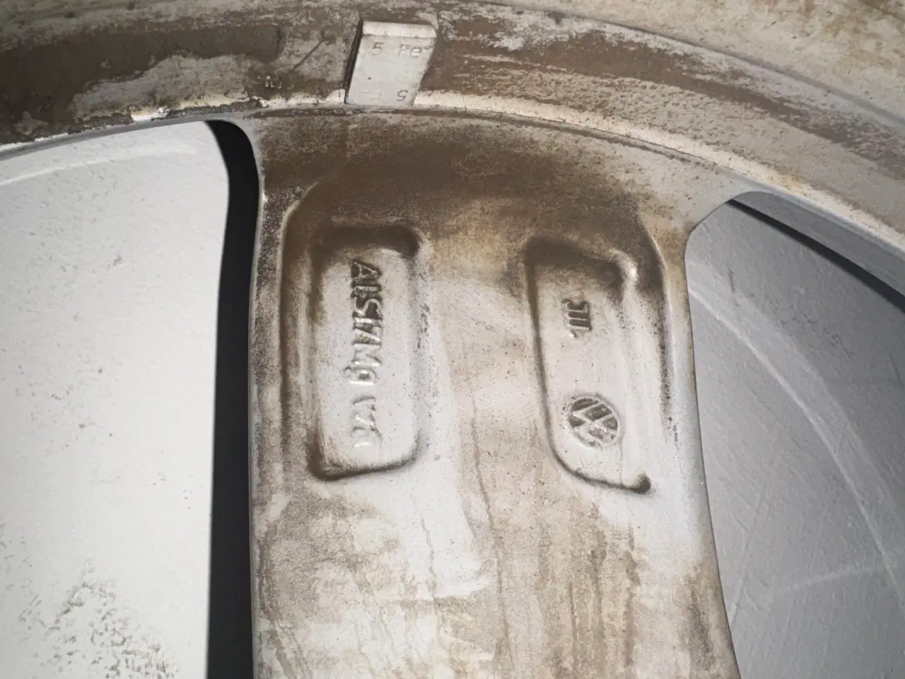 Billede 8 - Vinterhjul har siddet på Passat