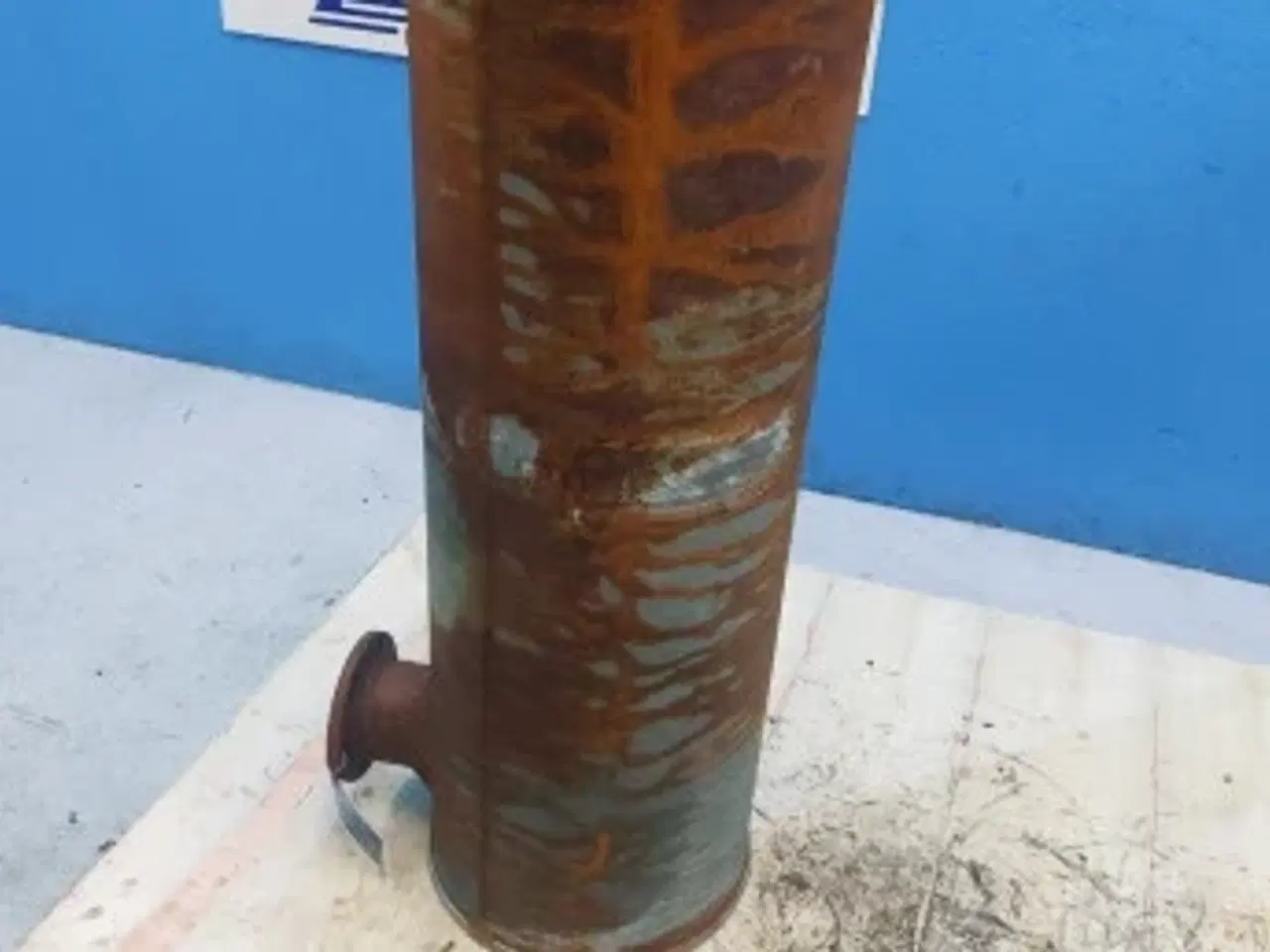 Billede 7 - Dronningborg D8700 Udstødning.