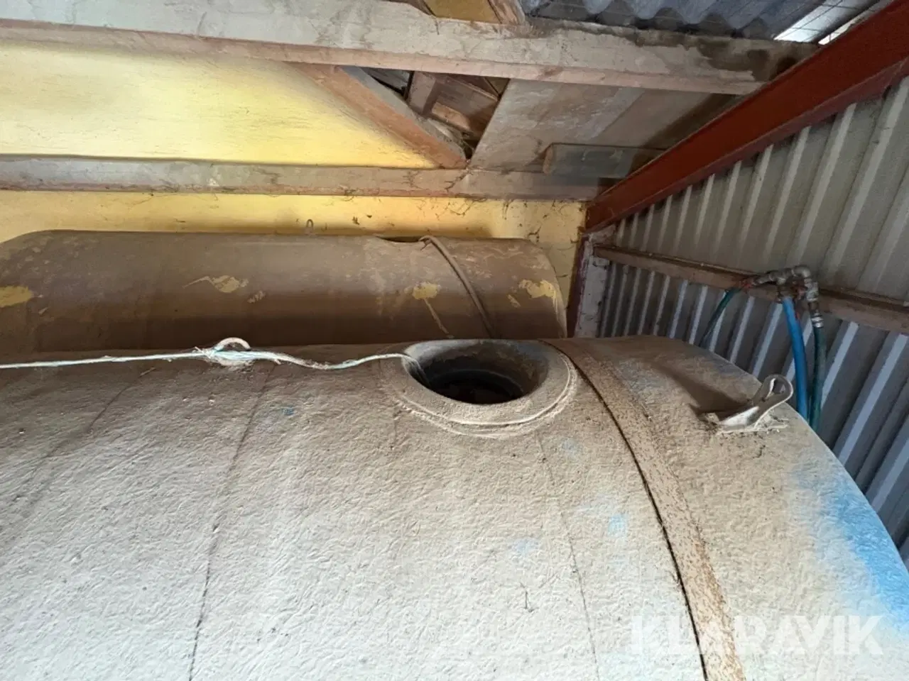 Billede 5 - Glasfibertanke 2500 liter 2 styk