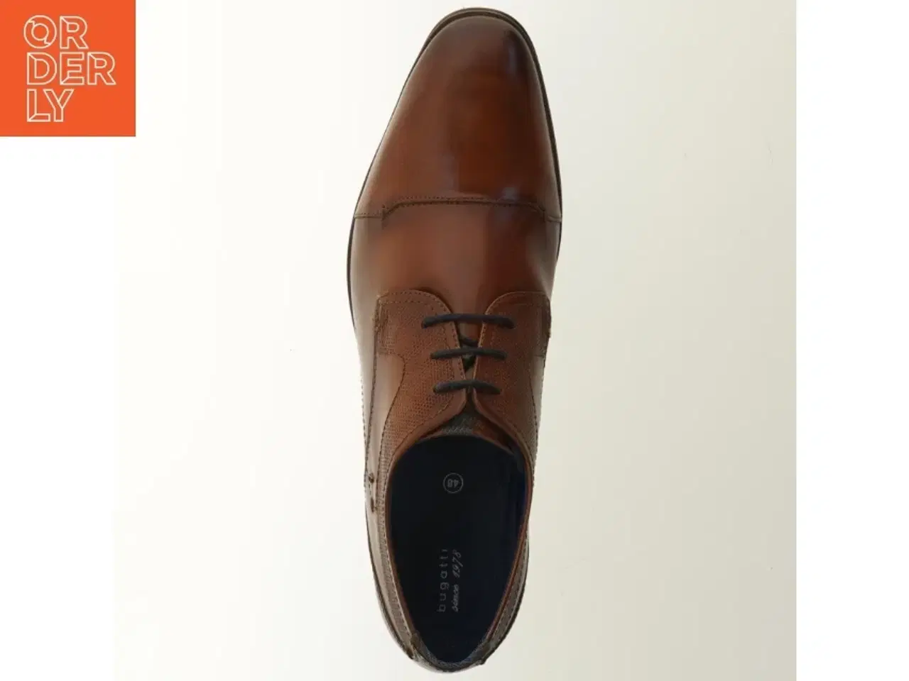 Billede 3 - Nye cognacfarvede herresko fra Bugatti (str. 48 )