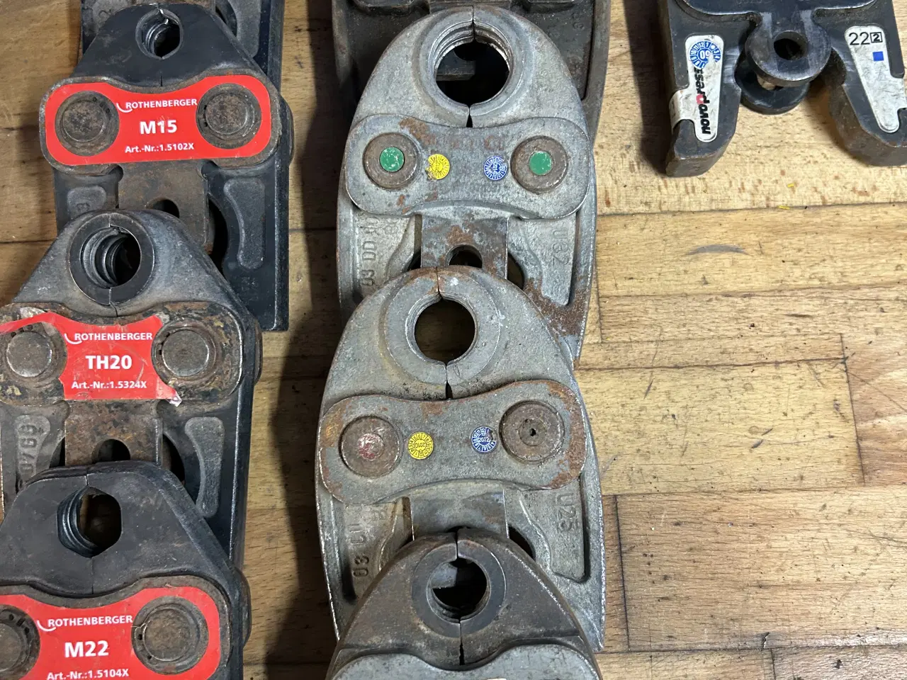 Billede 5 - Div pressekæber 