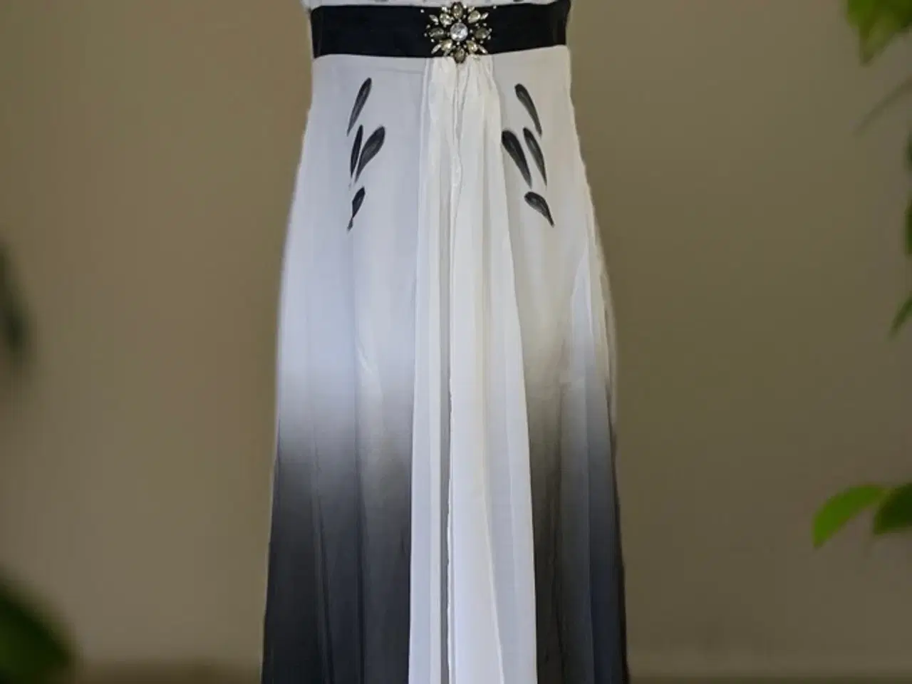 Billede 1 - Lang kjole