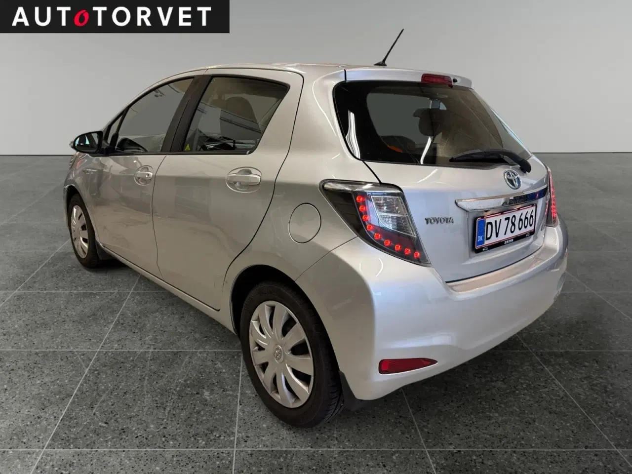 Billede 4 - Toyota Yaris 1,5 Hybrid H2 Touch CVT