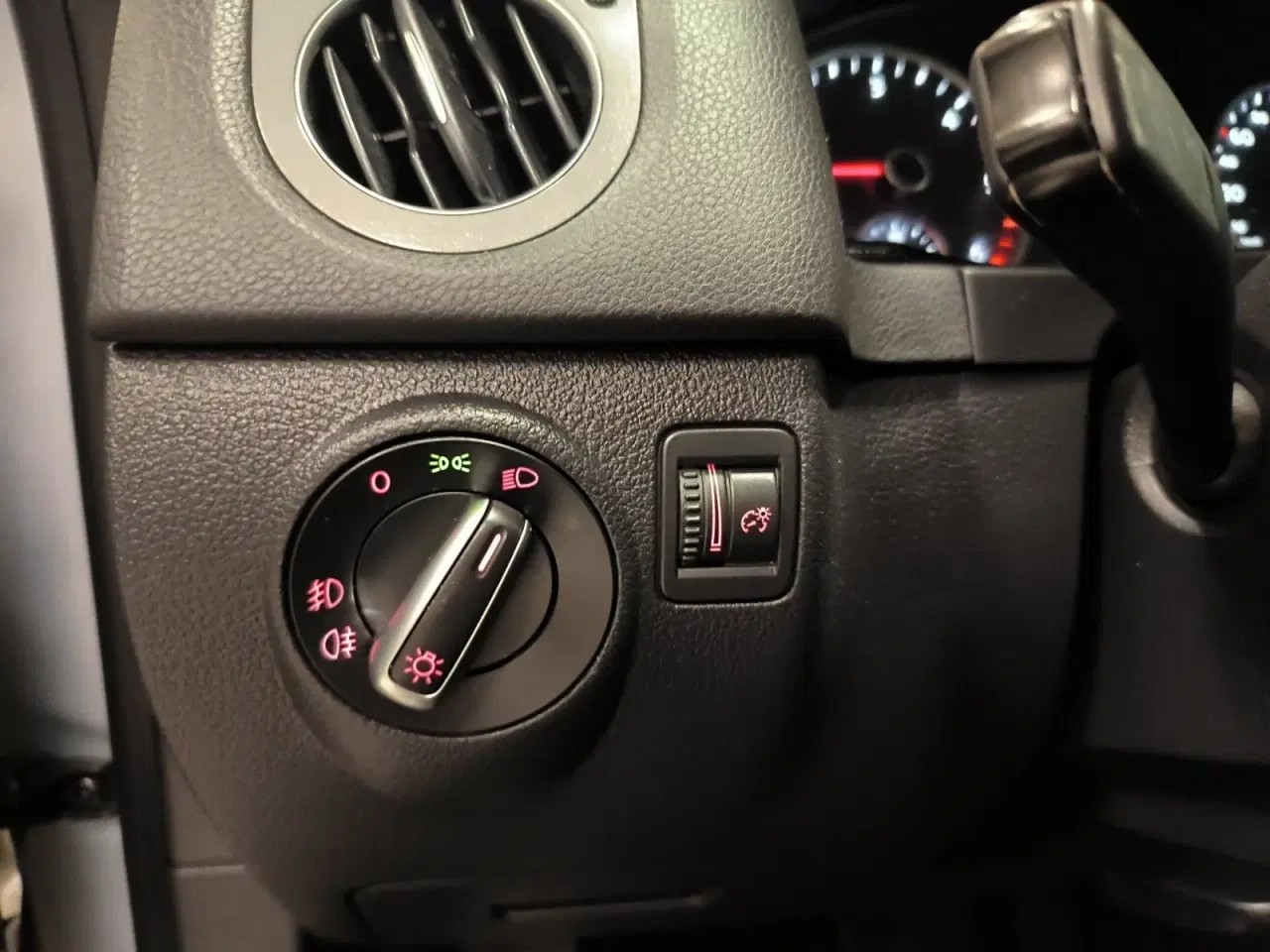 Billede 14 - VW Tiguan 2,0 TDi 140 Track & Field DSG 4Motion Van