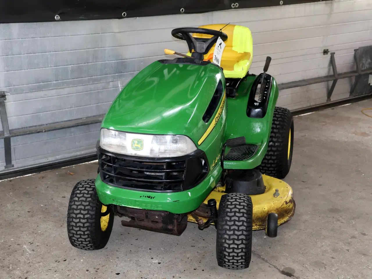 Billede 3 -  John Deere LA115 havetraktor 19,5hk