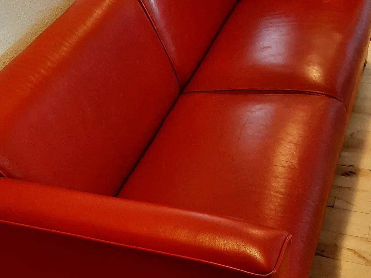 Billede 3 - Sofa i rød 