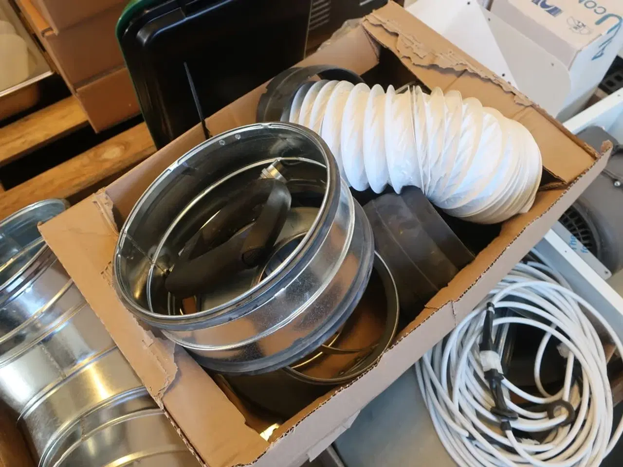 Billede 3 - Dele til udsugning