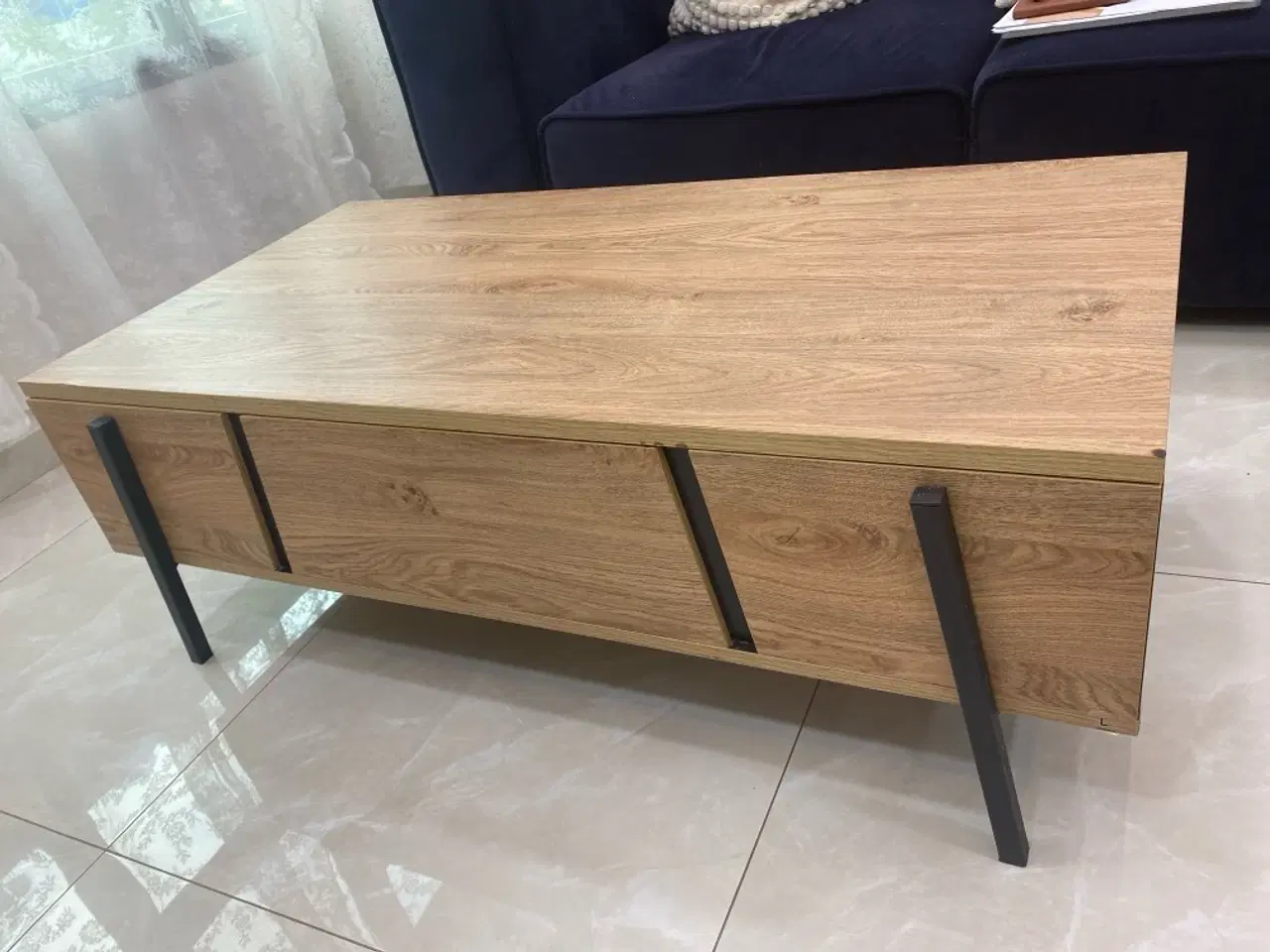 Billede 2 - Beliani Coffee Table with Hydraulic storage