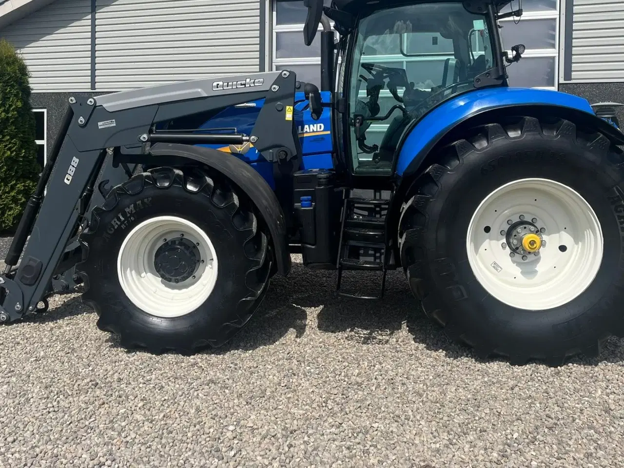Billede 14 - New Holland T7.270 AC med frontlift og frontlæsser