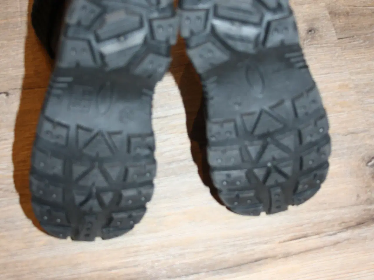 Billede 4 - NYE*thermostøvler med varmt foer fra VRS i str.33