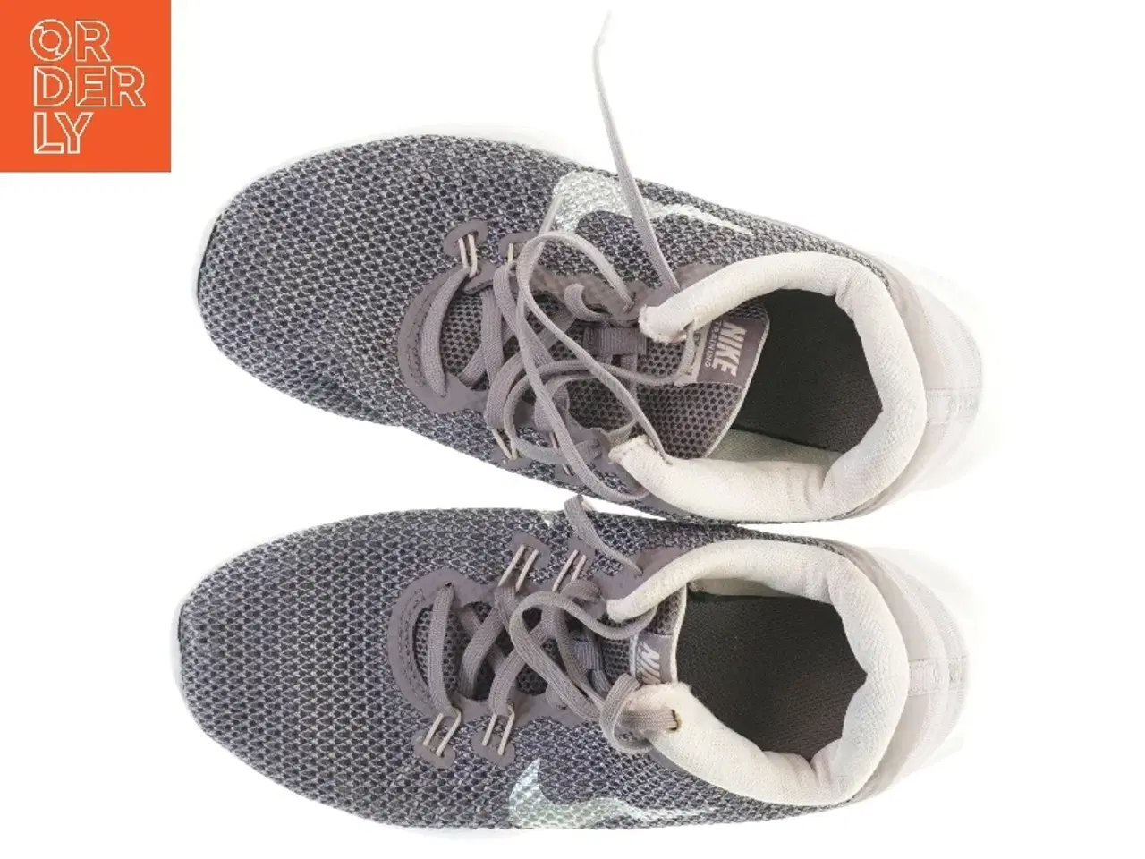 Billede 3 - Brugte løbesko fra Nike (str. 36,5)