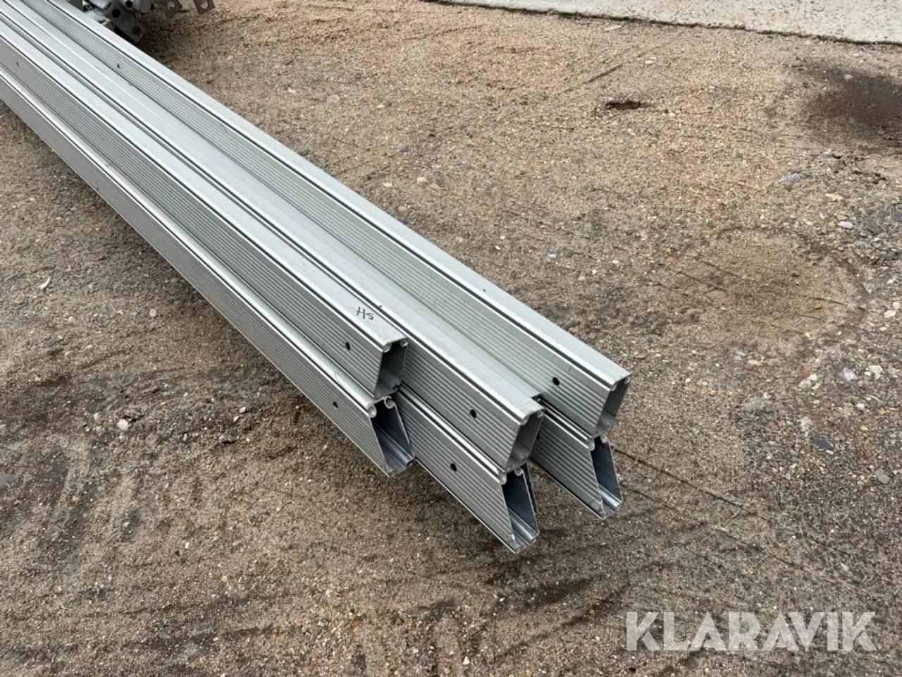 Billede 8 - Telt - 9x9m - ekstra stormsikret -4 slidset stænger