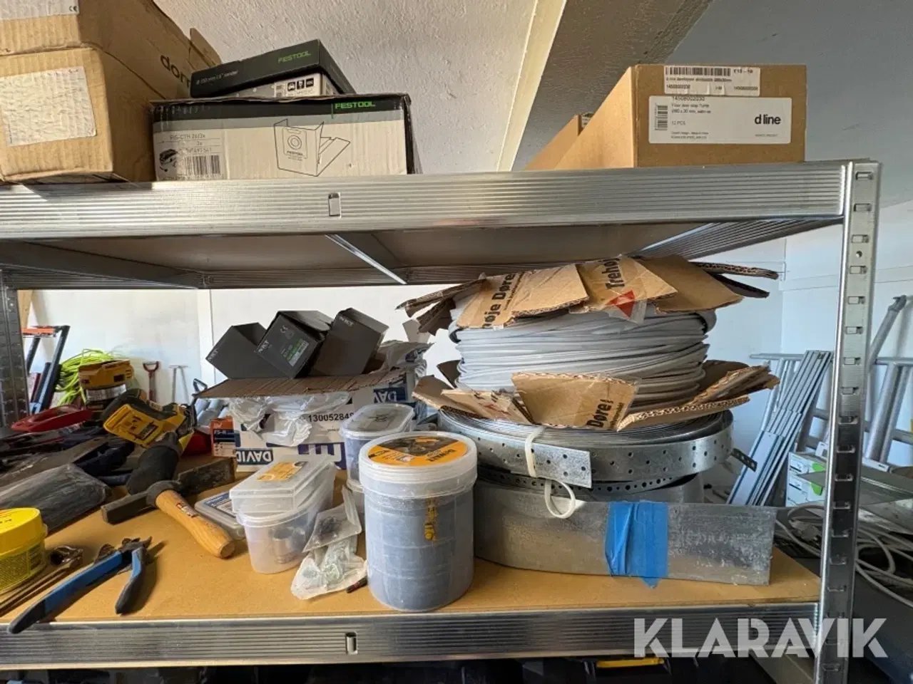 Billede 11 - Lot med materialer og udstyr fra tømrer
