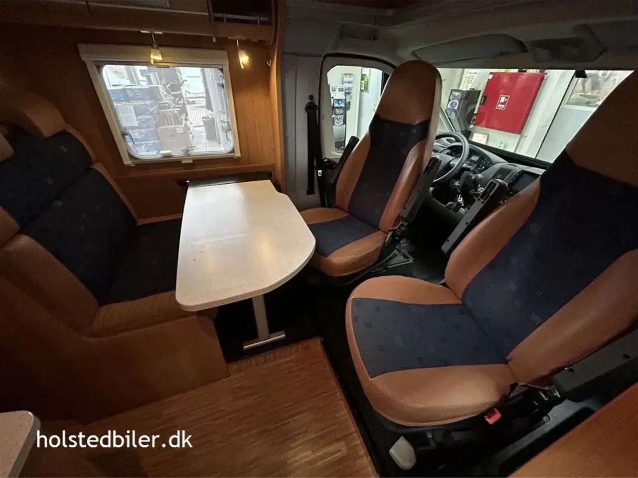 Billede 10 - 2009 - Dethleffs Globebus T001   Velholdt med dobbeltseng.