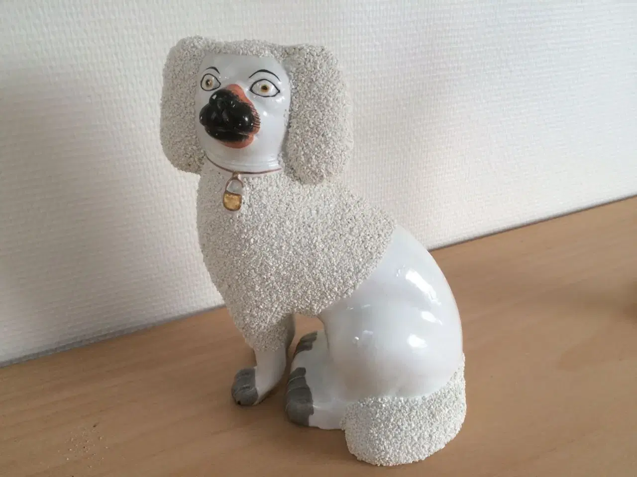 Billede 2 - Porcelæns hund