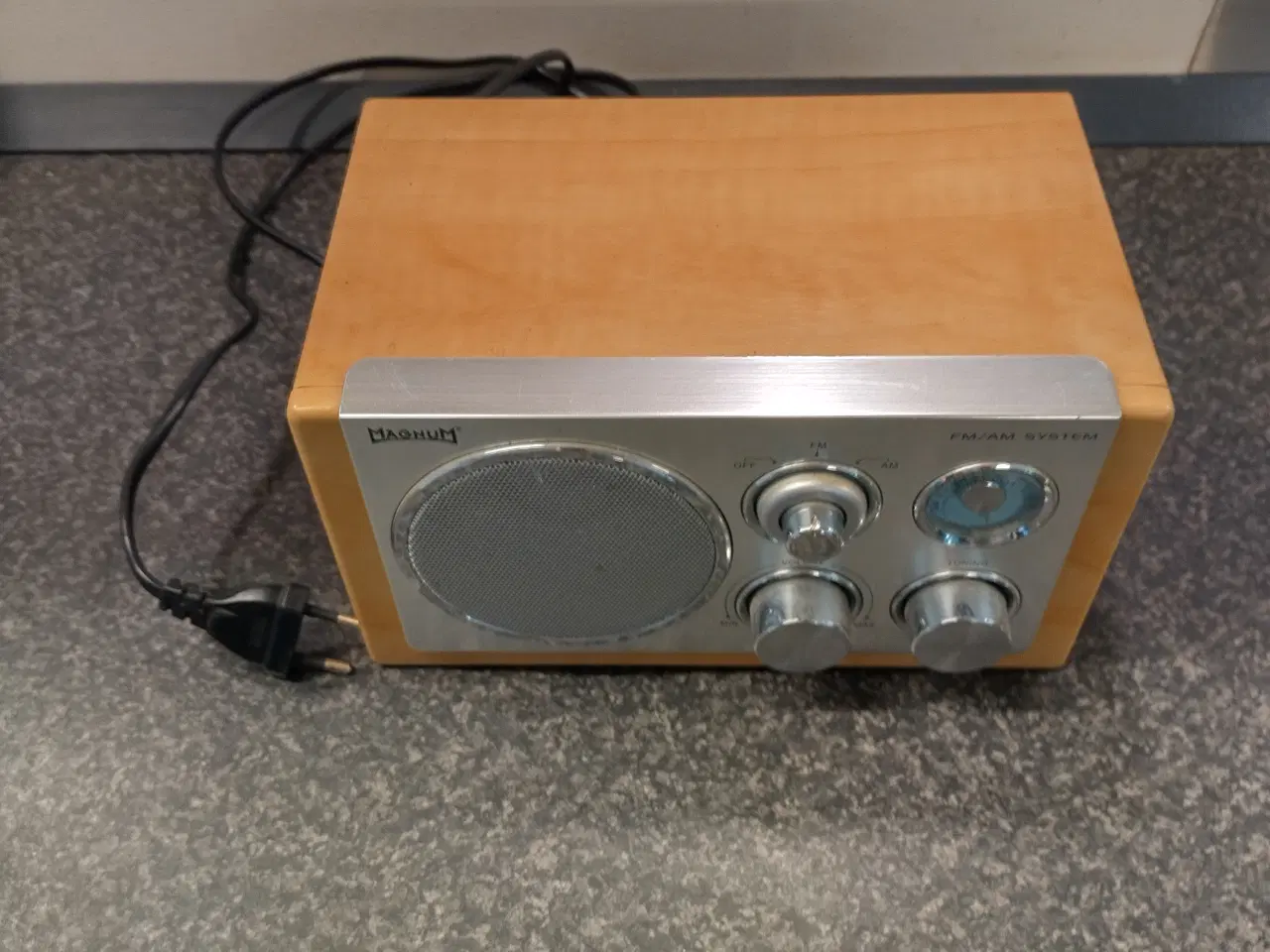 Billede 2 - Magnum FM radio