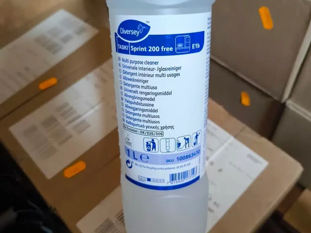 Billede 1 - 18 fl. DIVERSEY TASKI Spring 200 free rengøringsmiddel