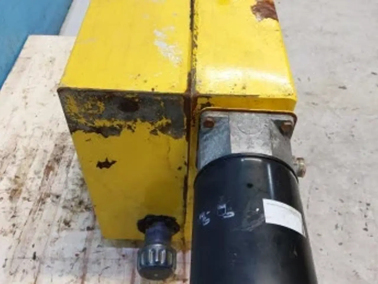 Billede 14 - New Holland FX60 Olietank 84442813