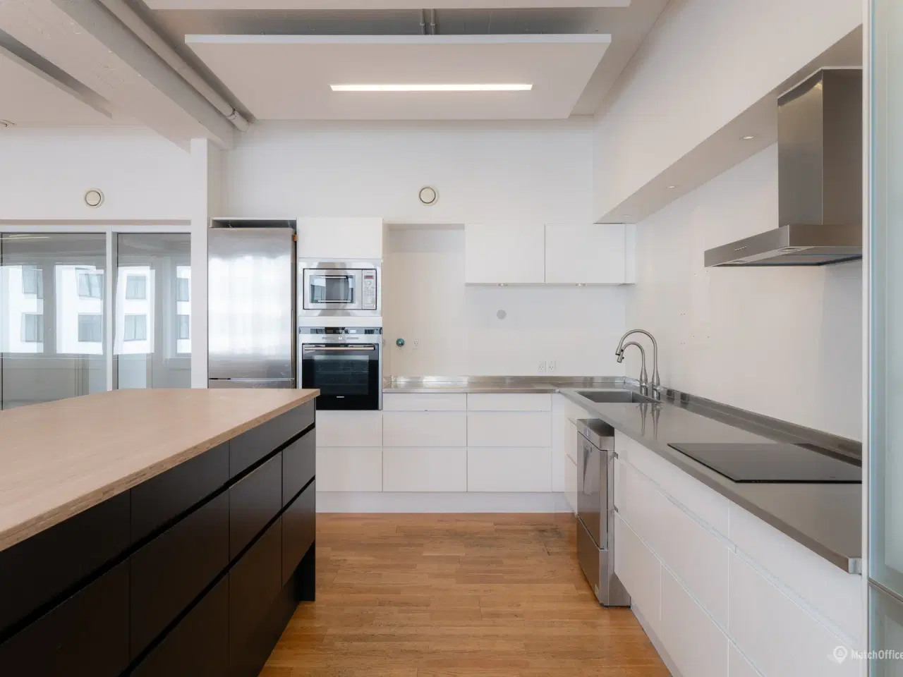 Billede 14 - Centralt og lyst kontorlejemål 50 meter fra metro