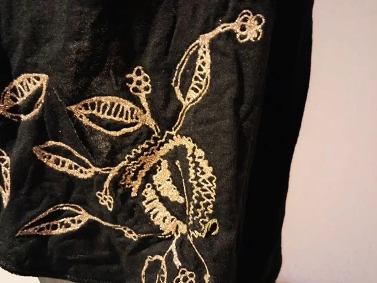 Billede 3 - Sparkz str. s/m nederdel