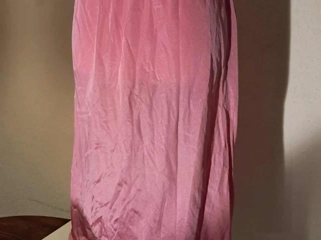 Billede 1 - Stimma str. 38 underskørt