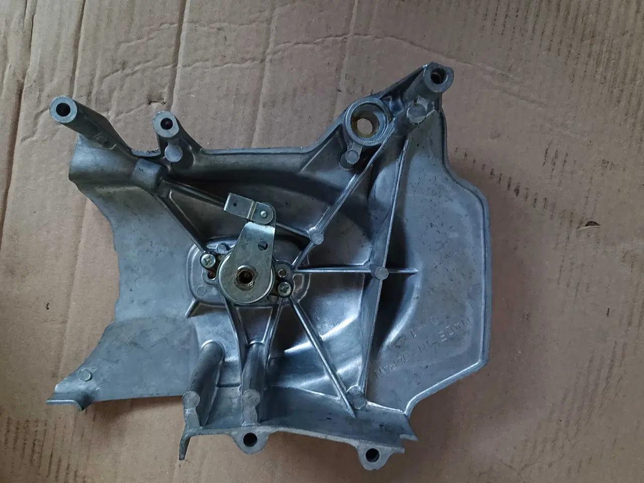 Billede 1 - Motordæksel Kawa 650