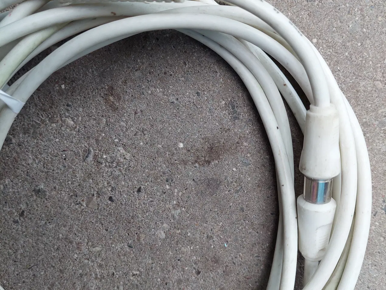 Billede 11 - Antennekabel, hvid - forskellige