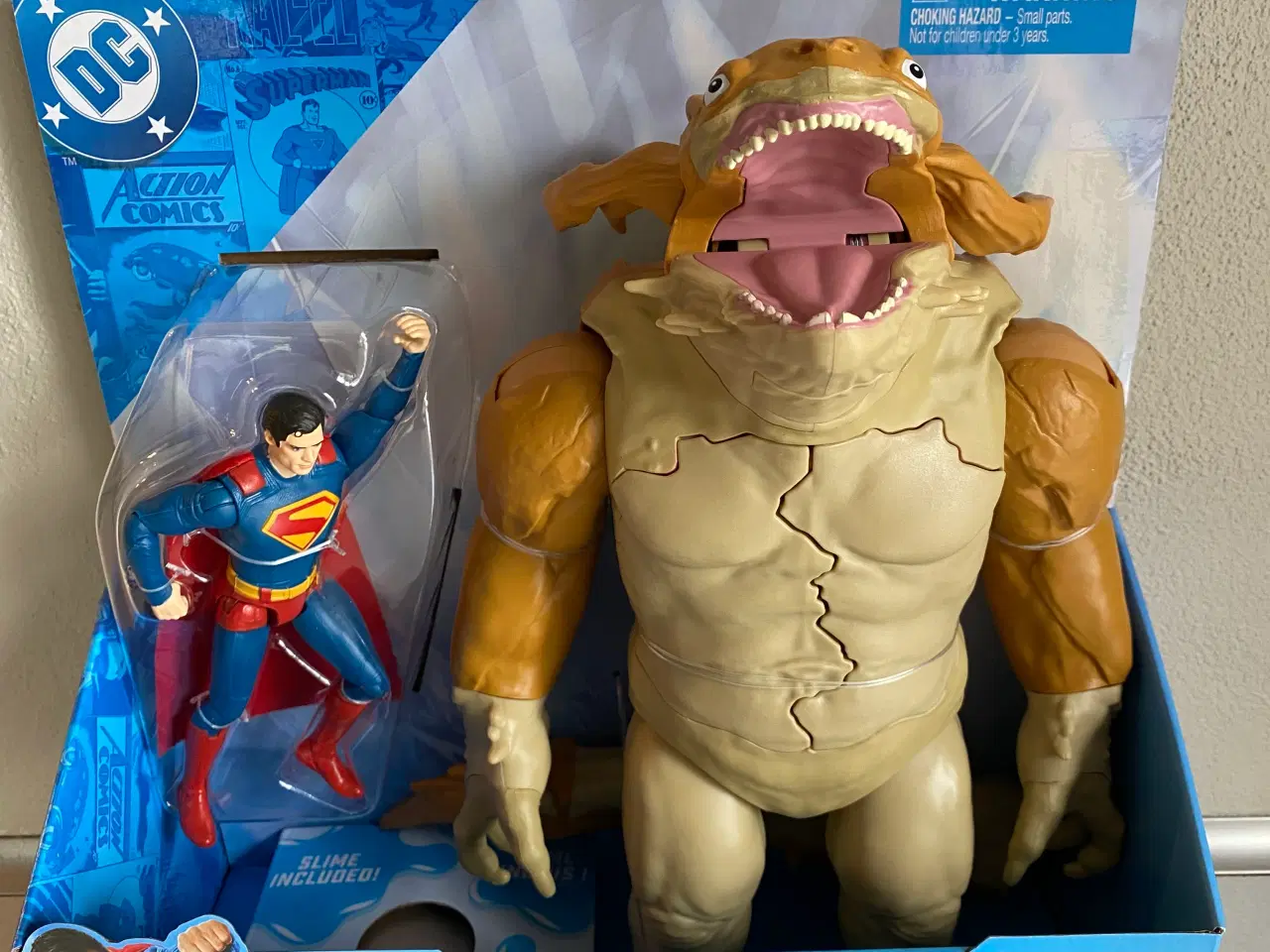 Billede 1 - Superman Kaiju Slime Battle 