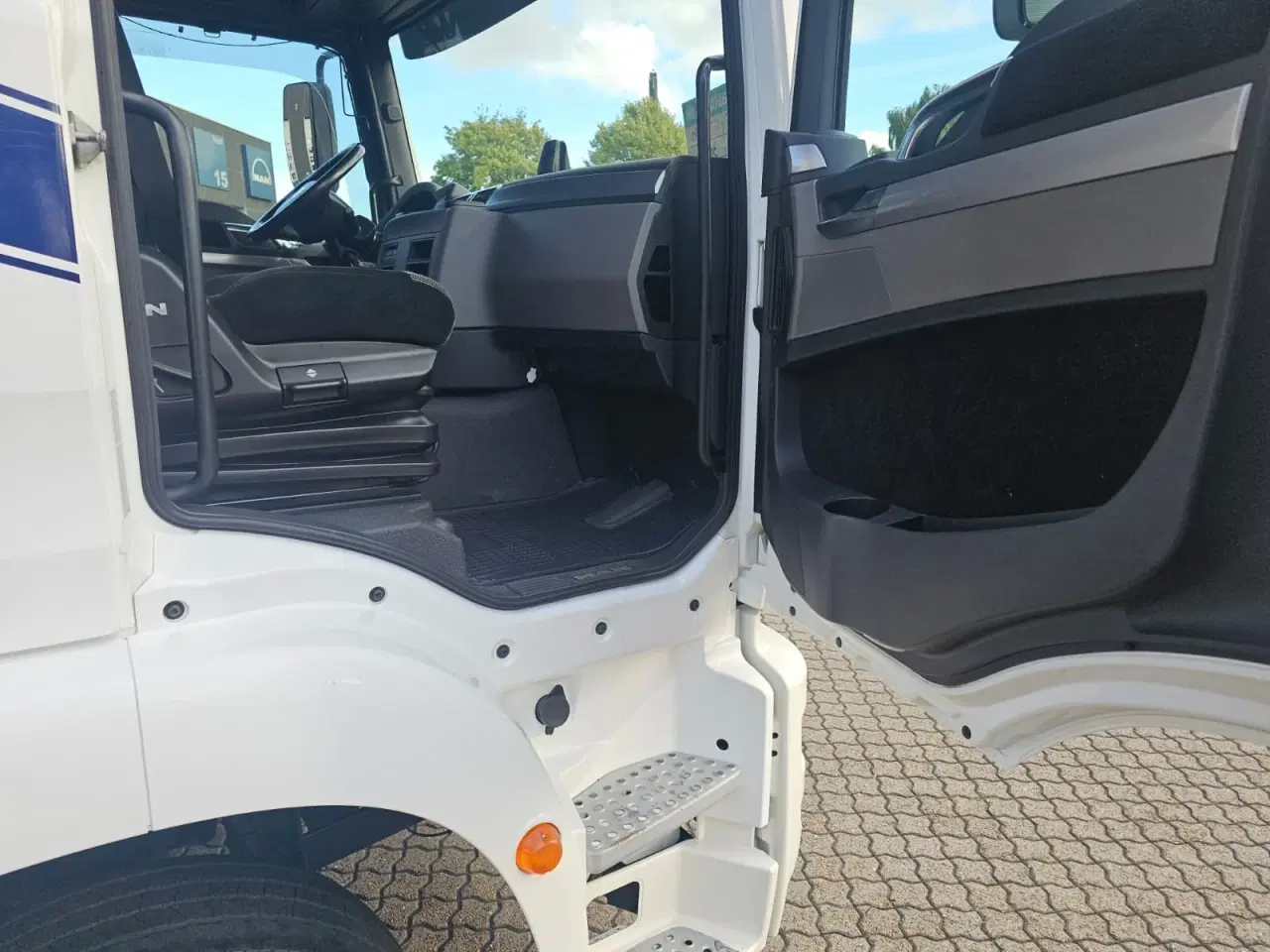 Billede 17 - MAN TGM 15.290, Lukket kasse