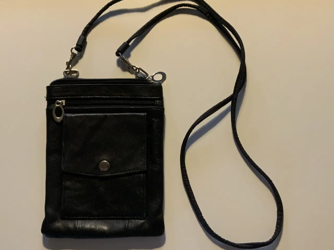 Billede 1 - Lille sort lædertaske