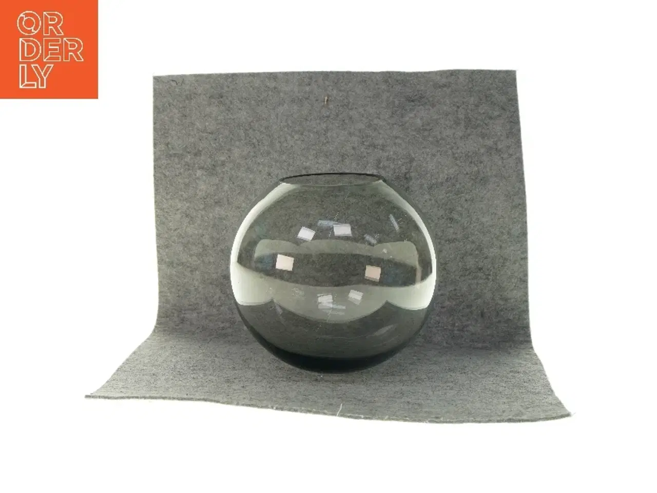 Billede 1 - Vase i glas (str. 18 x 18cm)