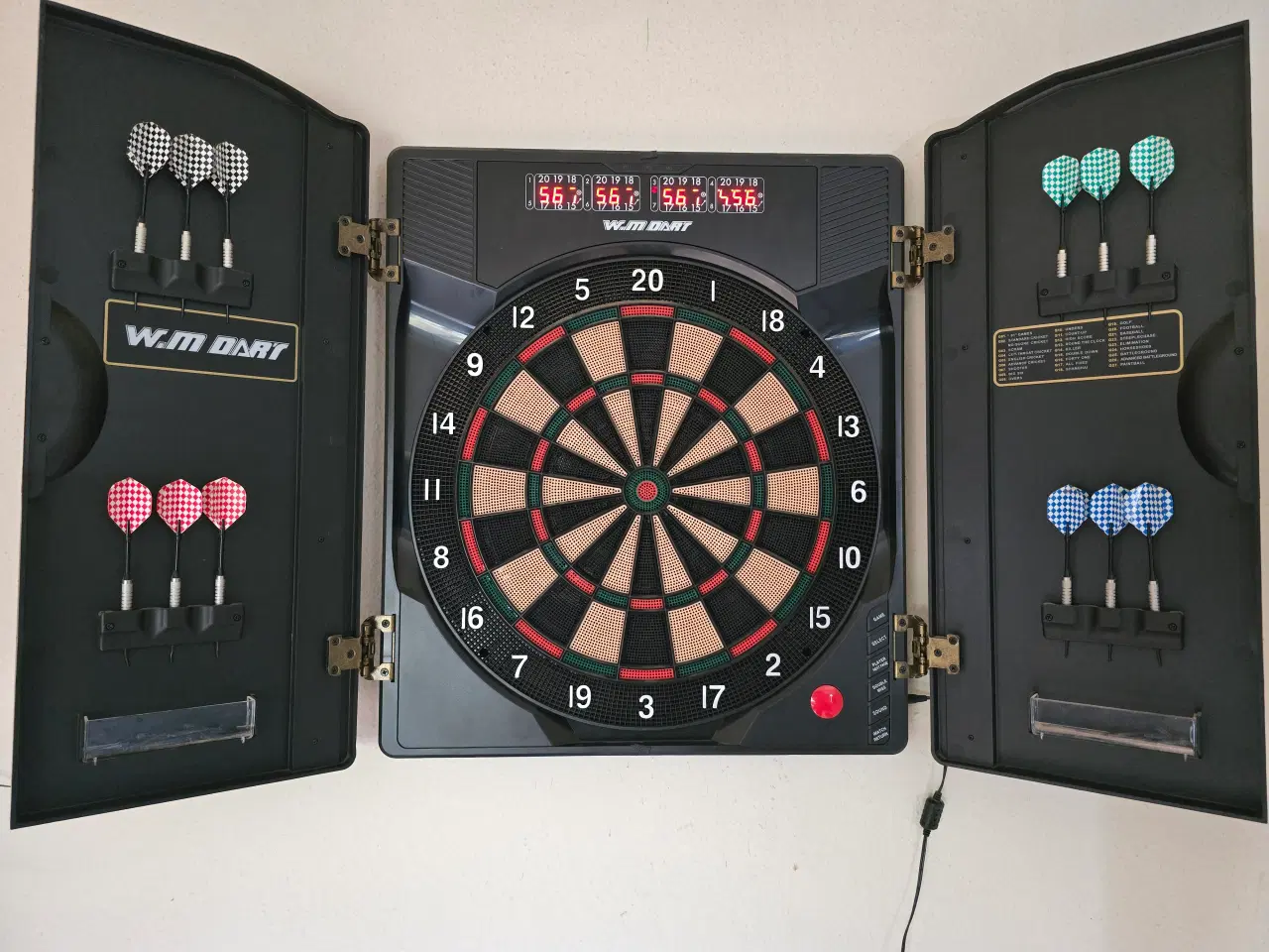 Billede 1 - Elektronisk Dartskive med 12 pile