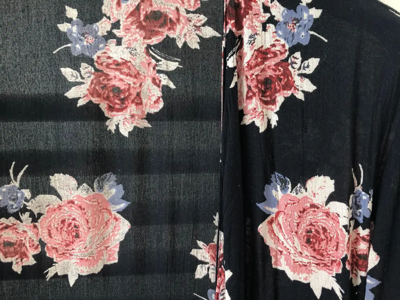 Billede 3 - Blomstret kimono