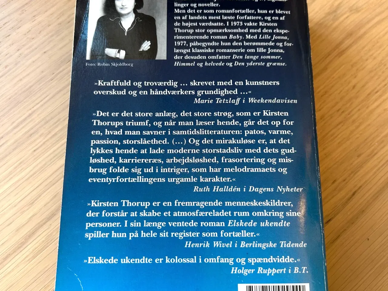 Billede 2 - Elskede Ukendte af Kirsten Thorup