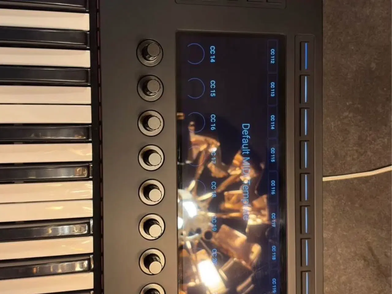 Billede 3 - Kontrol s61 Midi Keyboard