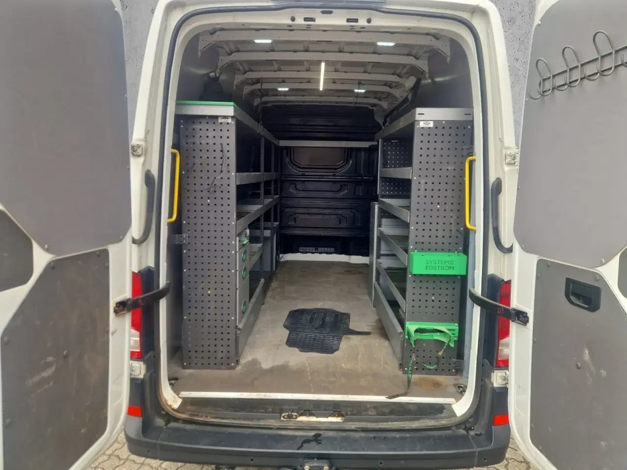 Billede 14 - VW Crafter 35 2,0 TDi 177 Kassevogn L3H2 aut.