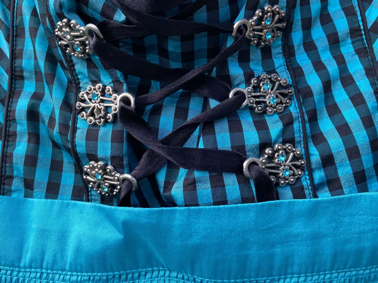 Billede 2 - Bierfest-Oktoberfest Dirndl kjole med flotte detal