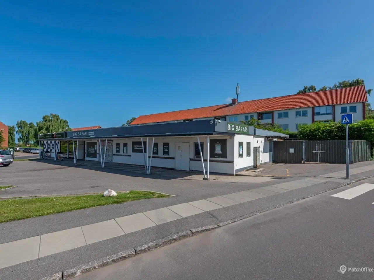 Billede 3 - Regulært butiks- eller kontorareal med god placering i Roskilde by – kun 5 min. kørsel fra byens hovedstrøg og til stationen.